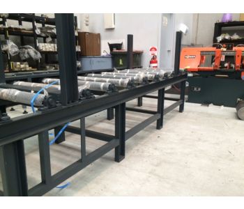 Machtech GD-400 Roller Conveyor