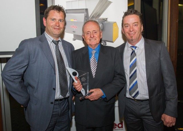 Peter King (centre), along with David Macdonald (left) and Paul Rees (right) from Applied Machinery